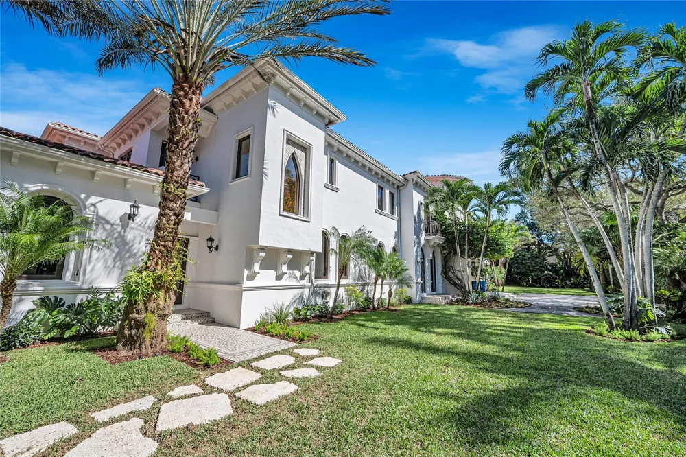 4955 SW 83rd St, Miami, FL 33143