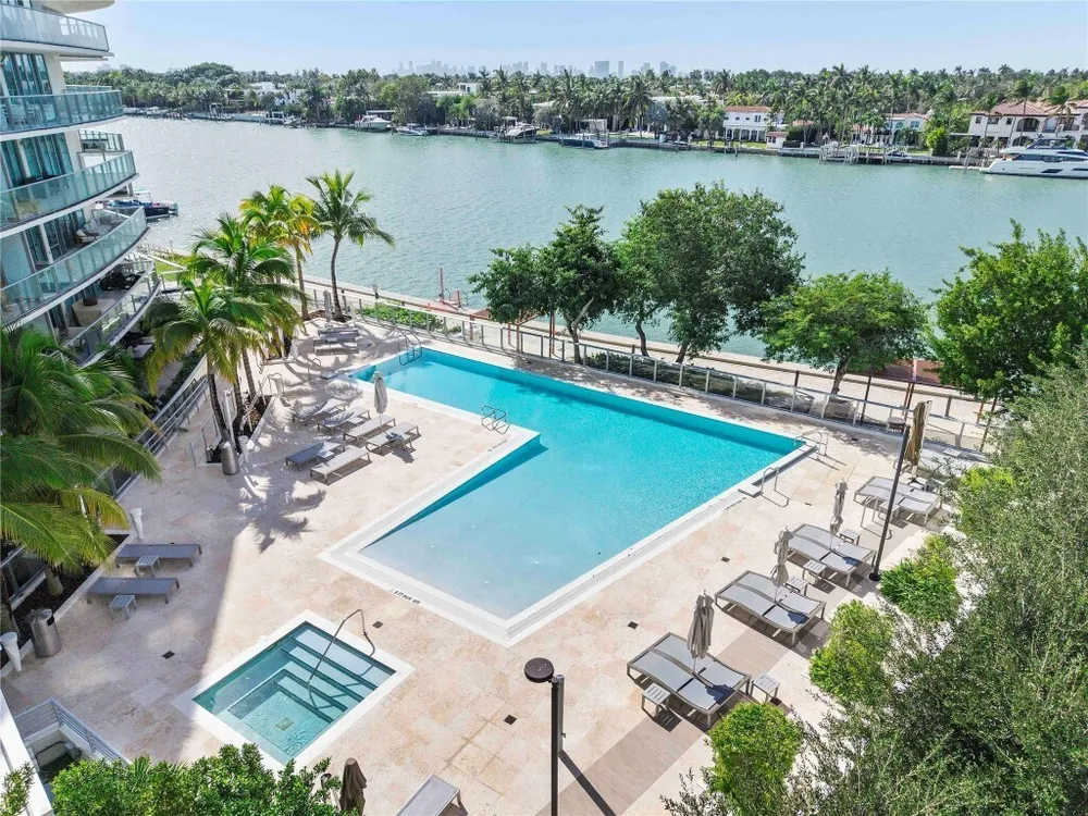 6620 Indian Creek Dr, Miami Beach, FL 33141