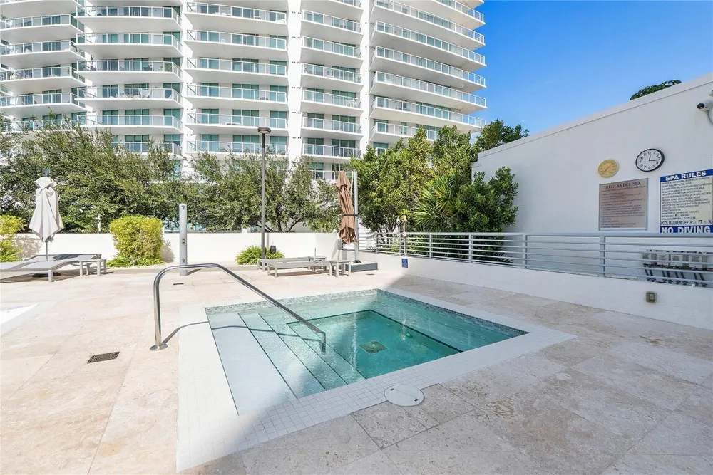 6620 Indian Creek Dr, Miami Beach, FL 33141
