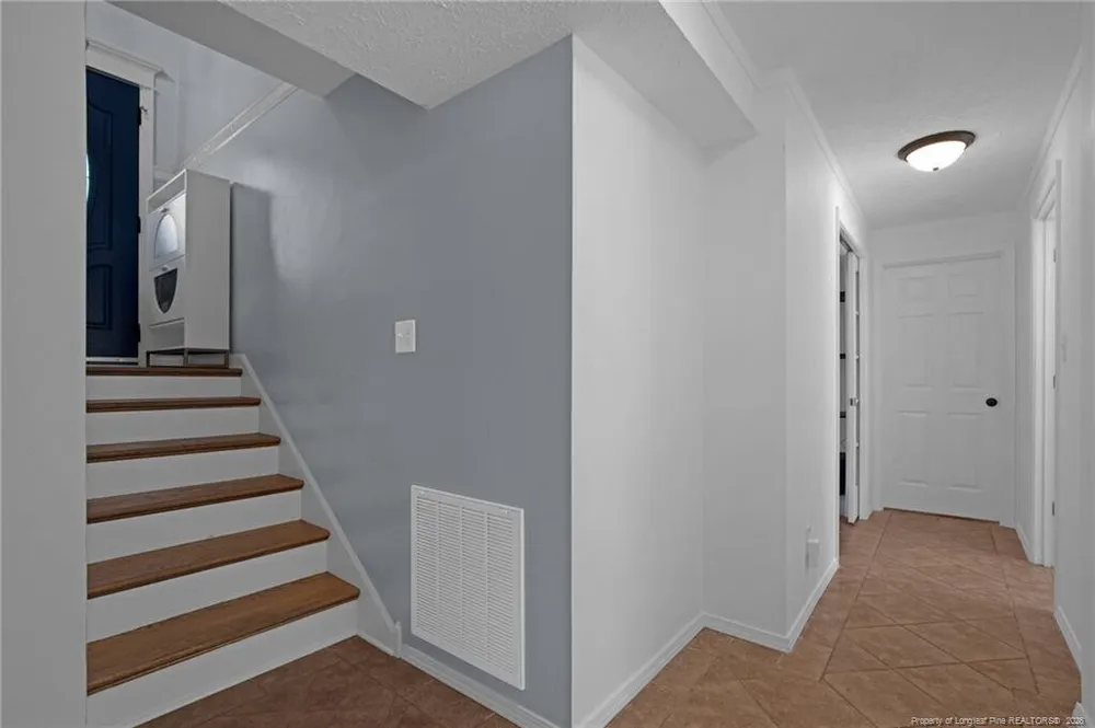 5031 Hampshire Dr, Fayetteville, NC 28311
