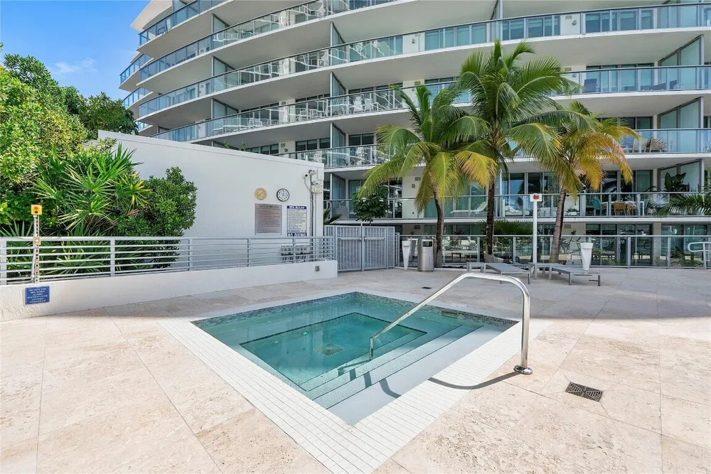 6620 Indian Creek Dr, Miami Beach, FL 33141
