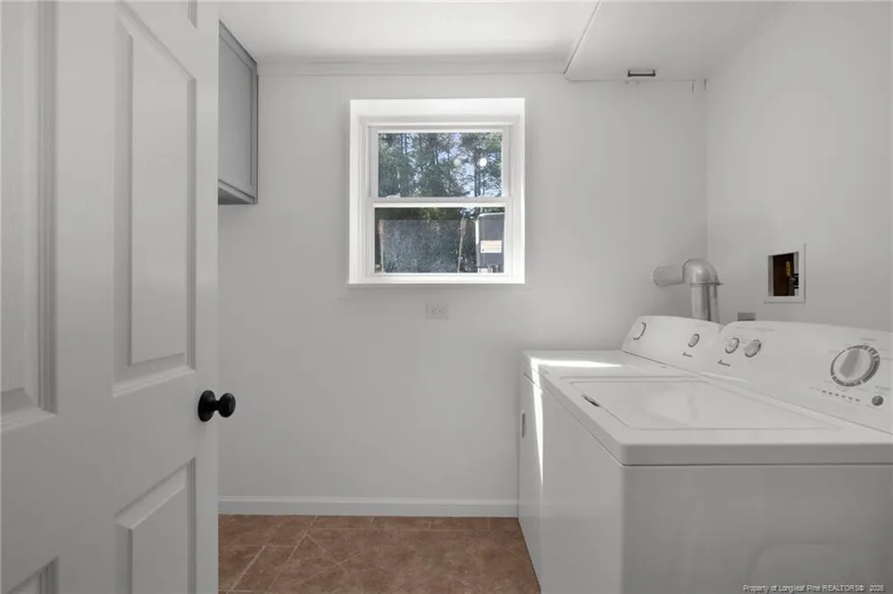 5031 Hampshire Dr, Fayetteville, NC 28311