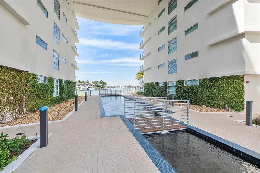 6620 Indian Creek Dr, Miami Beach, FL 33141
