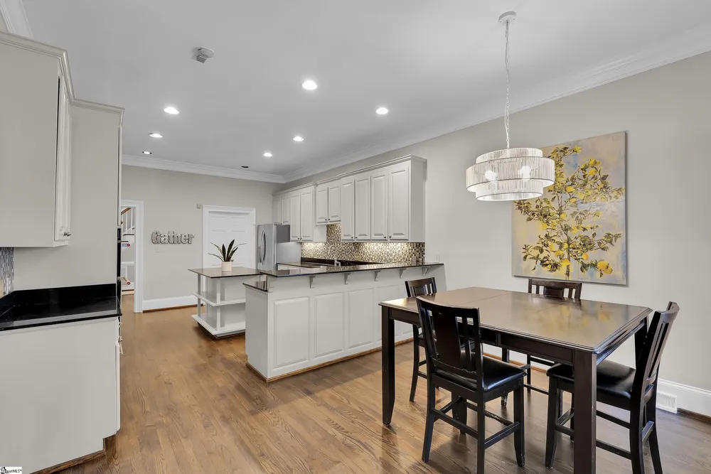 105 Hidden Hills Dr, Greenville, SC 29605