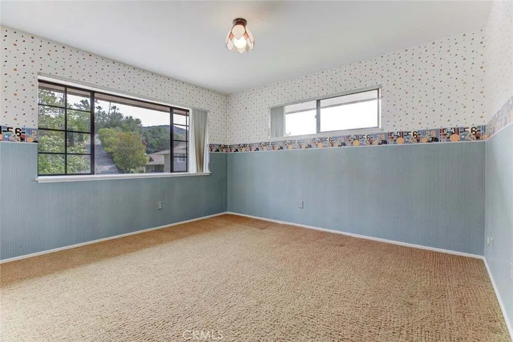 3309 Sparr Blvd, Glendale, CA 91208