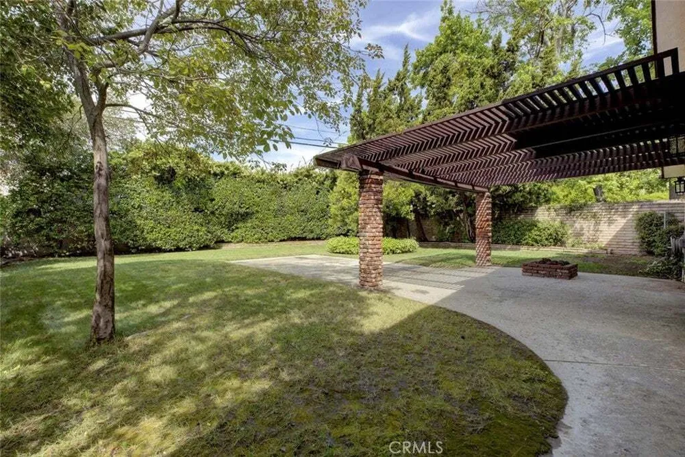 3309 Sparr Blvd, Glendale, CA 91208