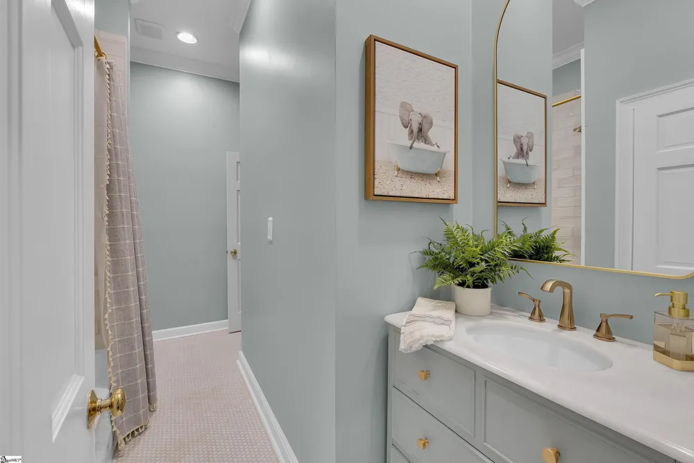 105 Hidden Hills Dr, Greenville, SC 29605