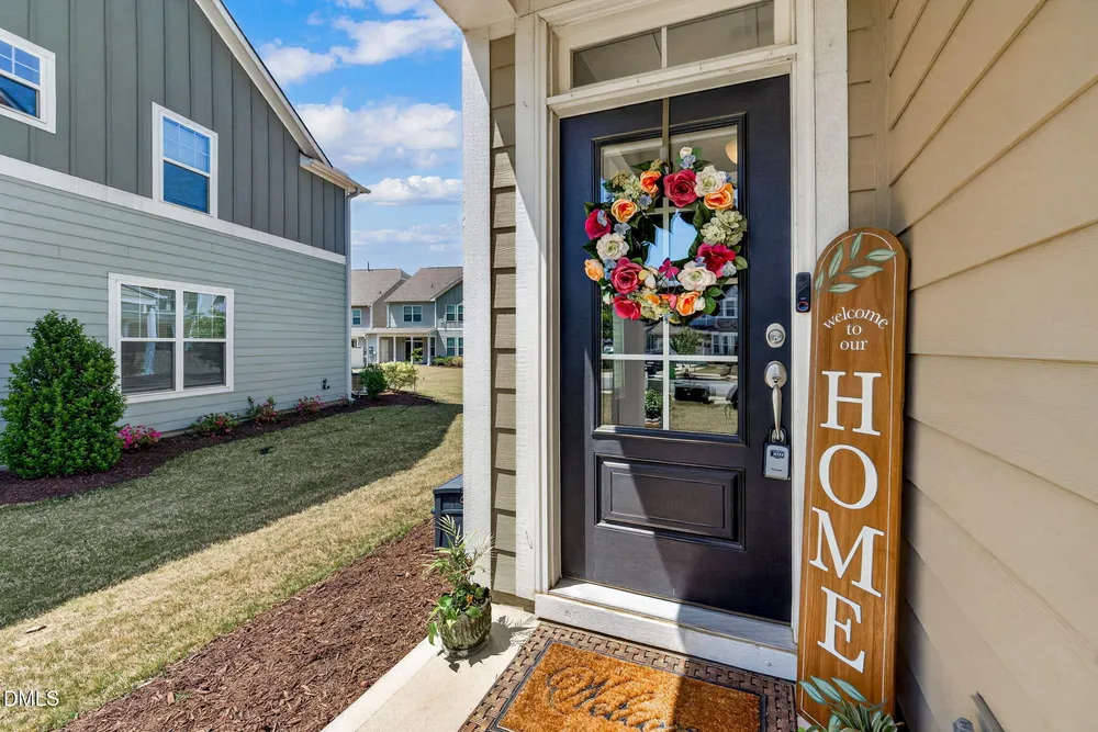 106 Cressida Woods Dr, Holly Springs, NC 27540