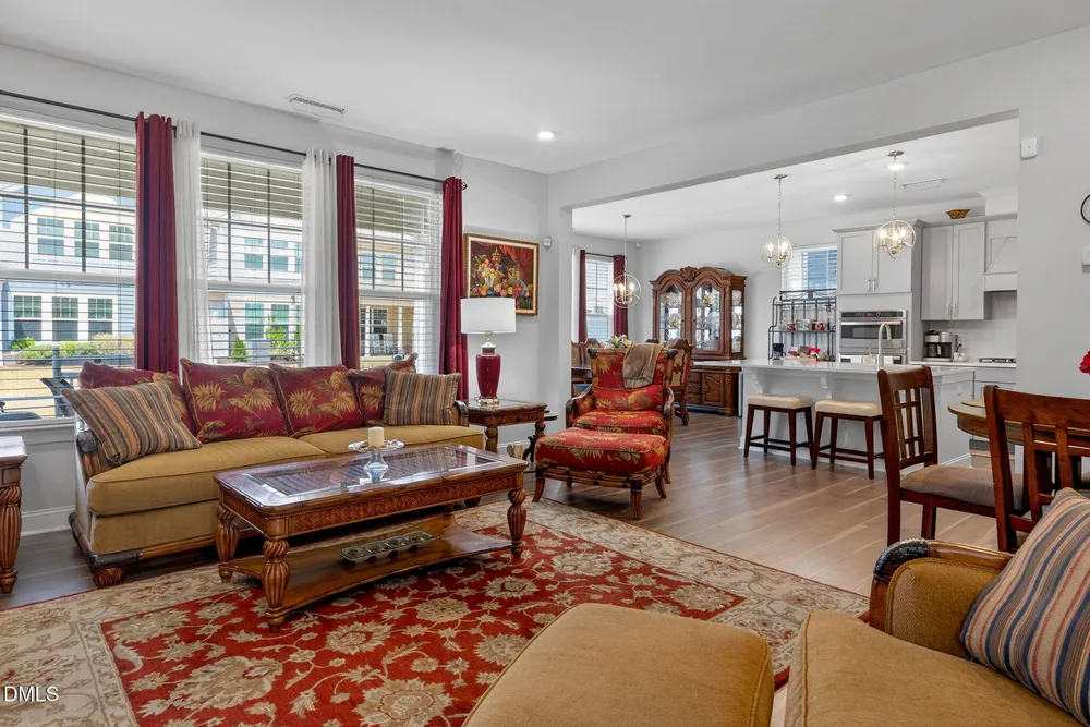 106 Cressida Woods Dr, Holly Springs, NC 27540