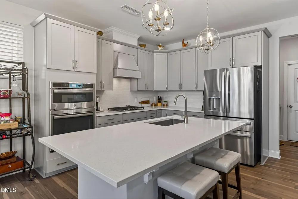 106 Cressida Woods Dr, Holly Springs, NC 27540