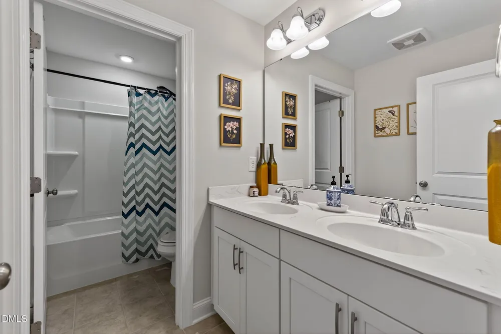 106 Cressida Woods Dr, Holly Springs, NC 27540