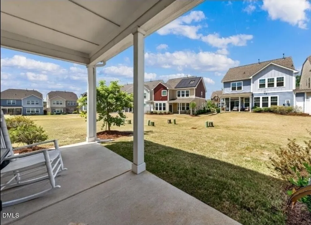 106 Cressida Woods Dr, Holly Springs, NC 27540