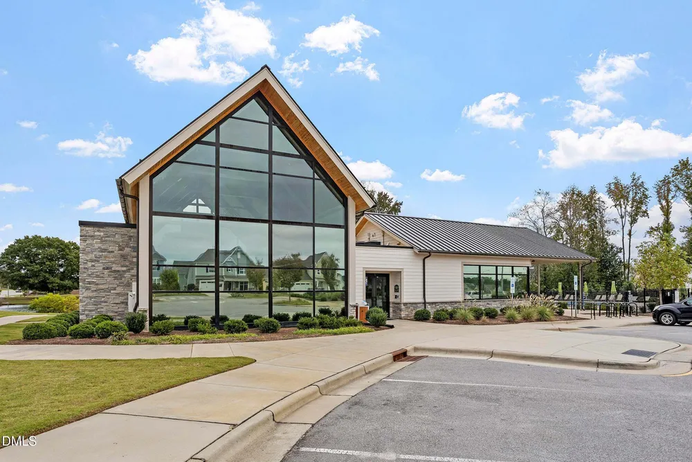 106 Cressida Woods Dr, Holly Springs, NC 27540