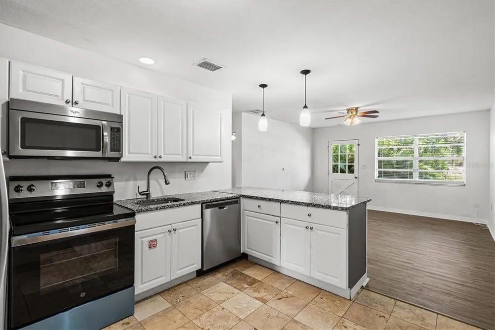 5911 Olive Ave, Sarasota, FL 34231