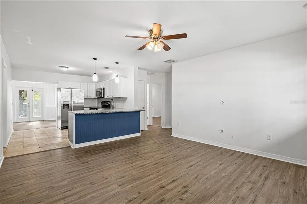 5911 Olive Ave, Sarasota, FL 34231