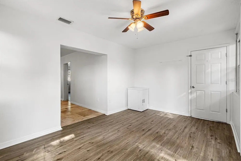 5911 Olive Ave, Sarasota, FL 34231