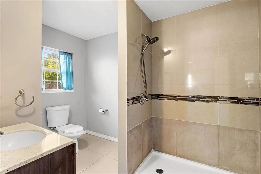 5911 Olive Ave, Sarasota, FL 34231