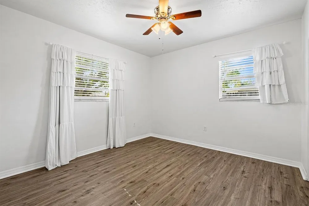 5911 Olive Ave, Sarasota, FL 34231