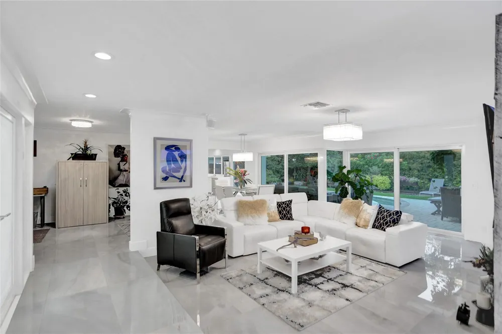 2051 NE 59th Ct, Fort Lauderdale, FL 33308