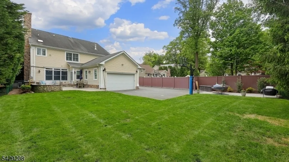 734 Woodland Ave, Westfield, NJ 07090