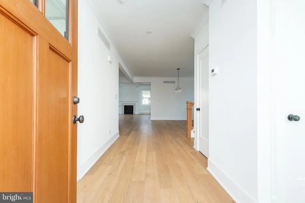 21 E Church Rd, Plymouth Meeting, PA 19462