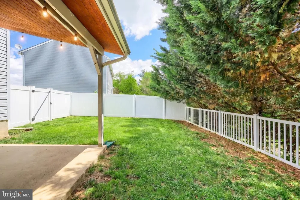 3742 Kimberly Ln, Dover, PA 17315