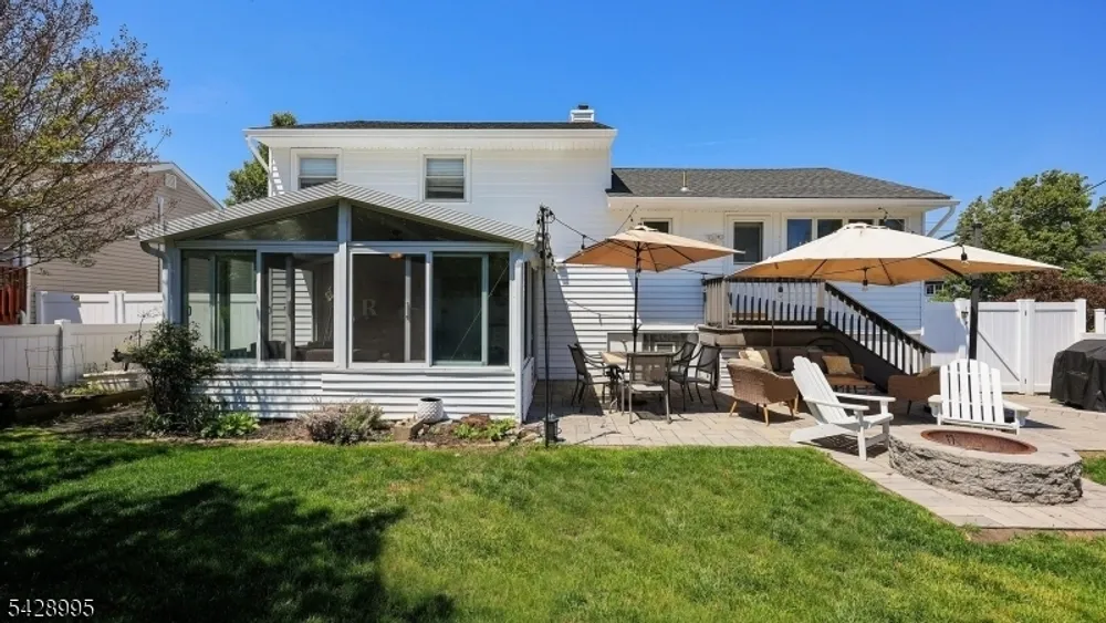 47 Miliken Rd, Woodbridge, NJ 07067