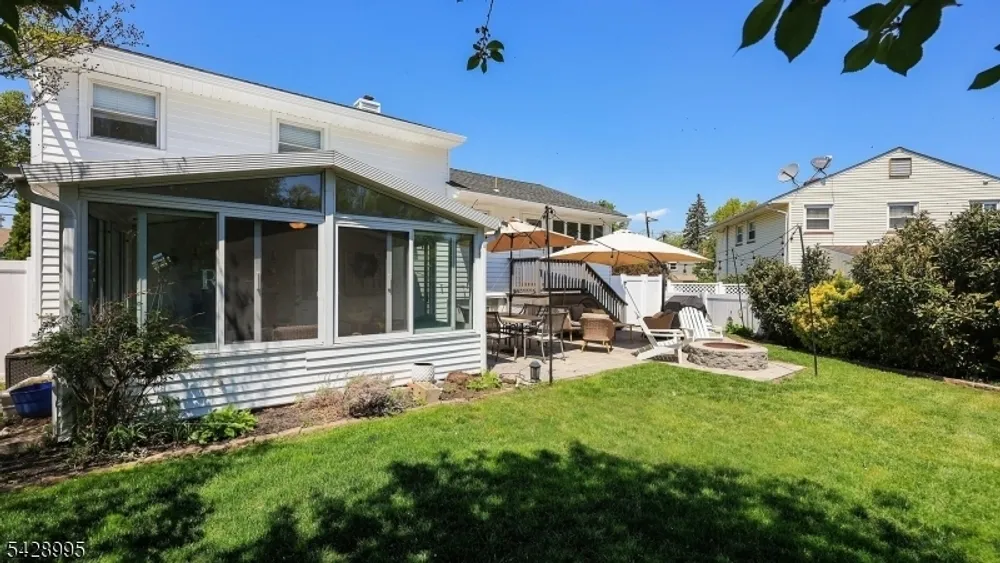 47 Miliken Rd, Woodbridge, NJ 07067