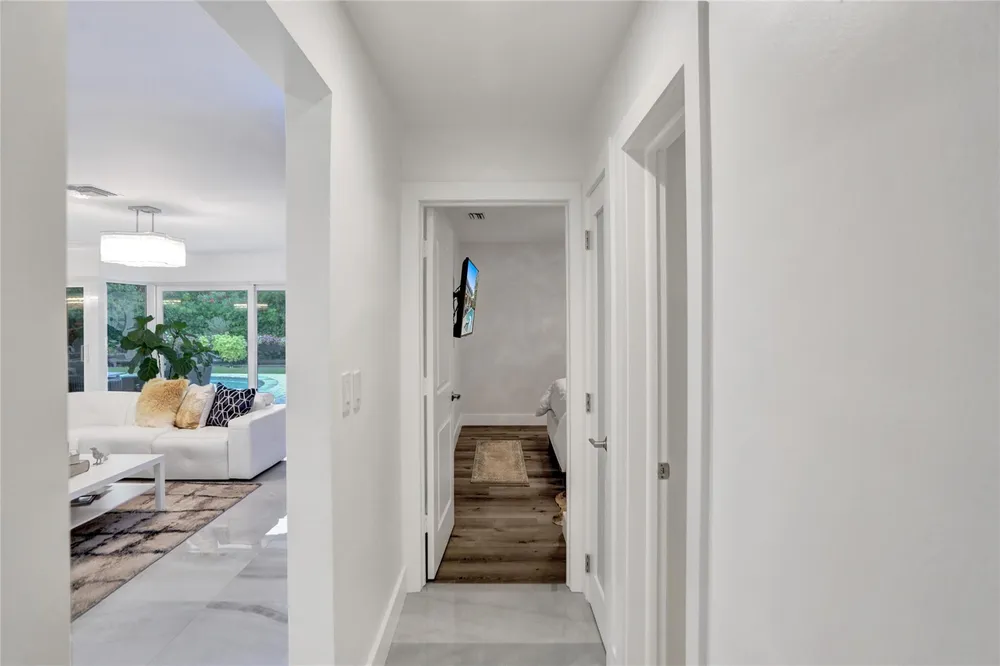 2051 NE 59th Ct, Fort Lauderdale, FL 33308