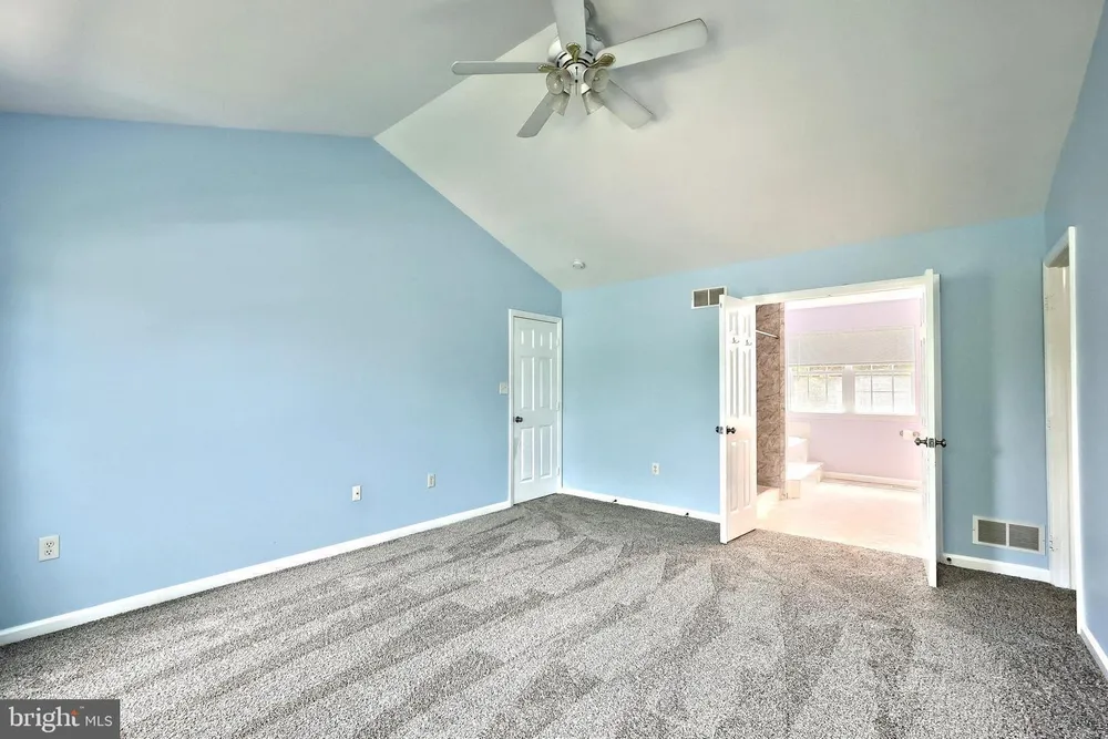 3742 Kimberly Ln, Dover, PA 17315