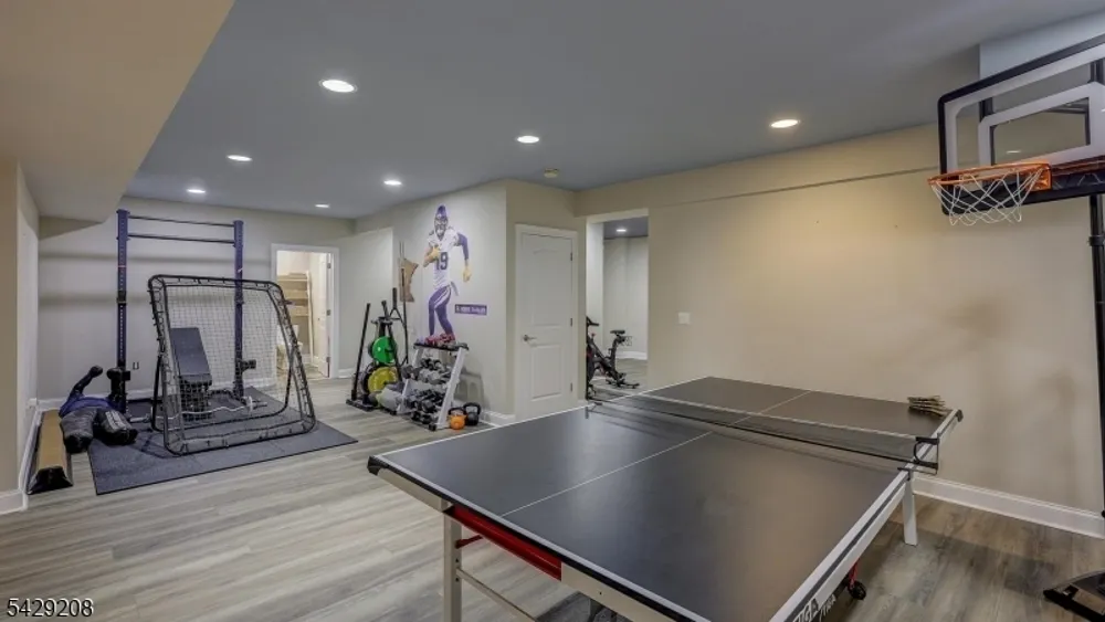 734 Woodland Ave, Westfield, NJ 07090
