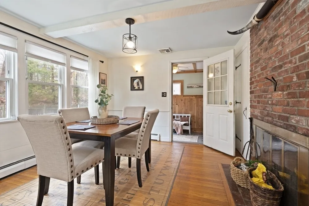 55 Thomas Dr, Chelmsford, MA 01824