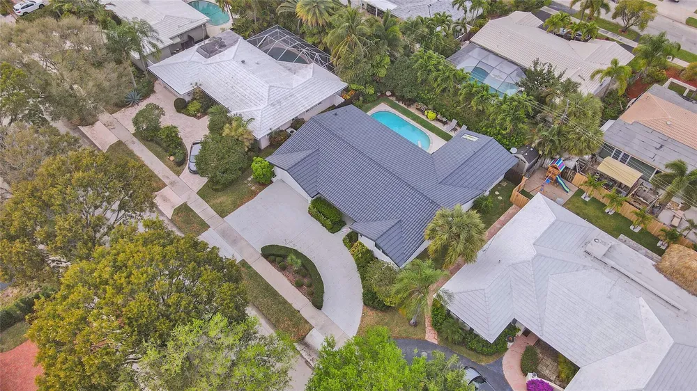 2051 NE 59th Ct, Fort Lauderdale, FL 33308