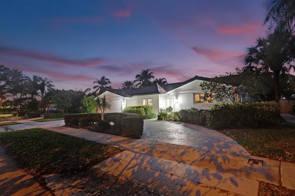 2051 NE 59th Ct, Fort Lauderdale, FL 33308