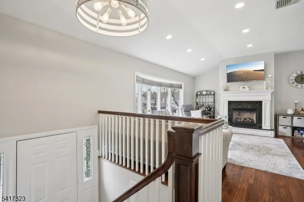 116 Carol Pl, Wayne, NJ 07470