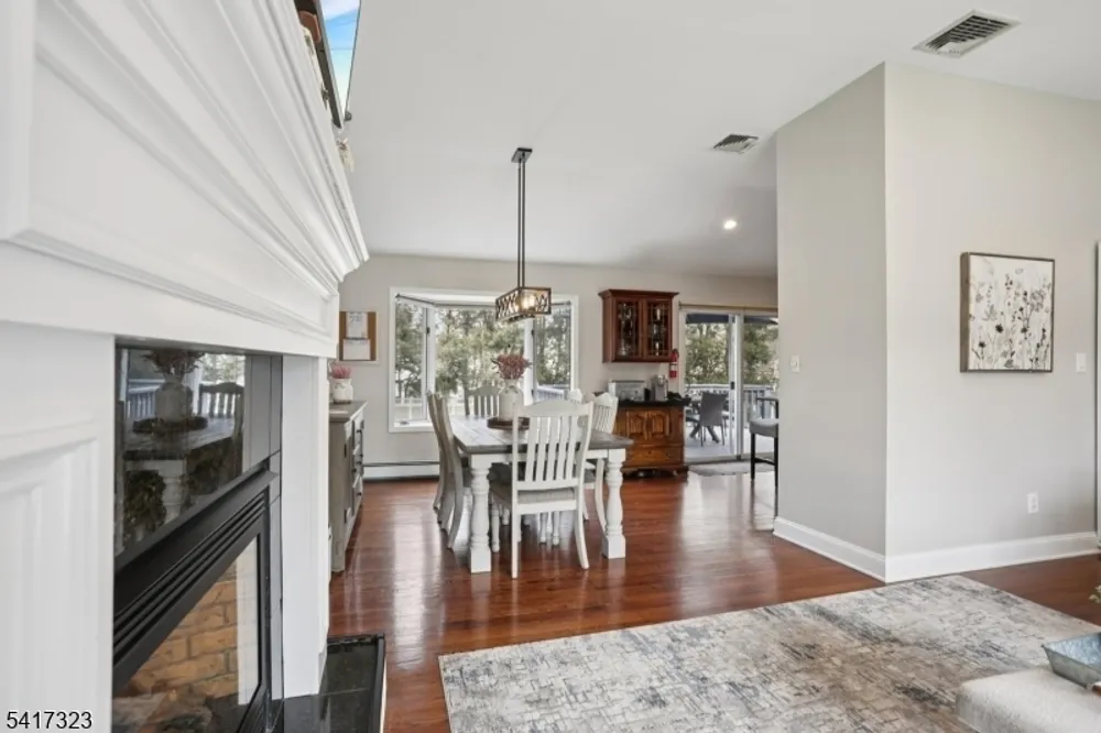 116 Carol Pl, Wayne, NJ 07470