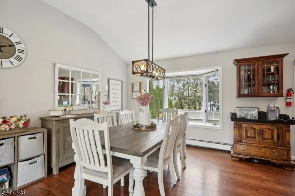 116 Carol Pl, Wayne, NJ 07470
