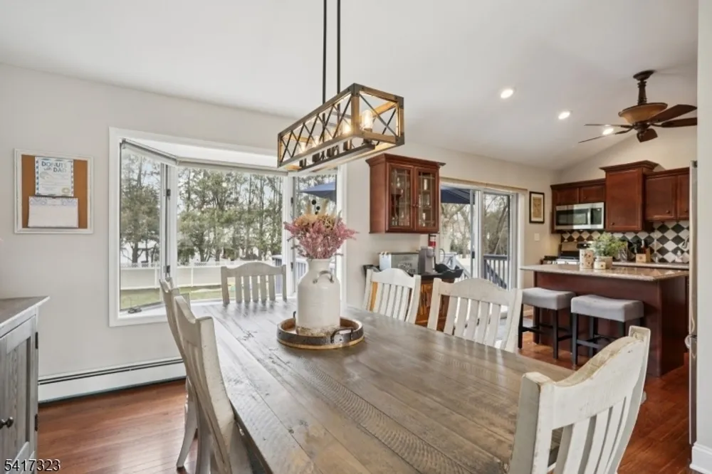 116 Carol Pl, Wayne, NJ 07470