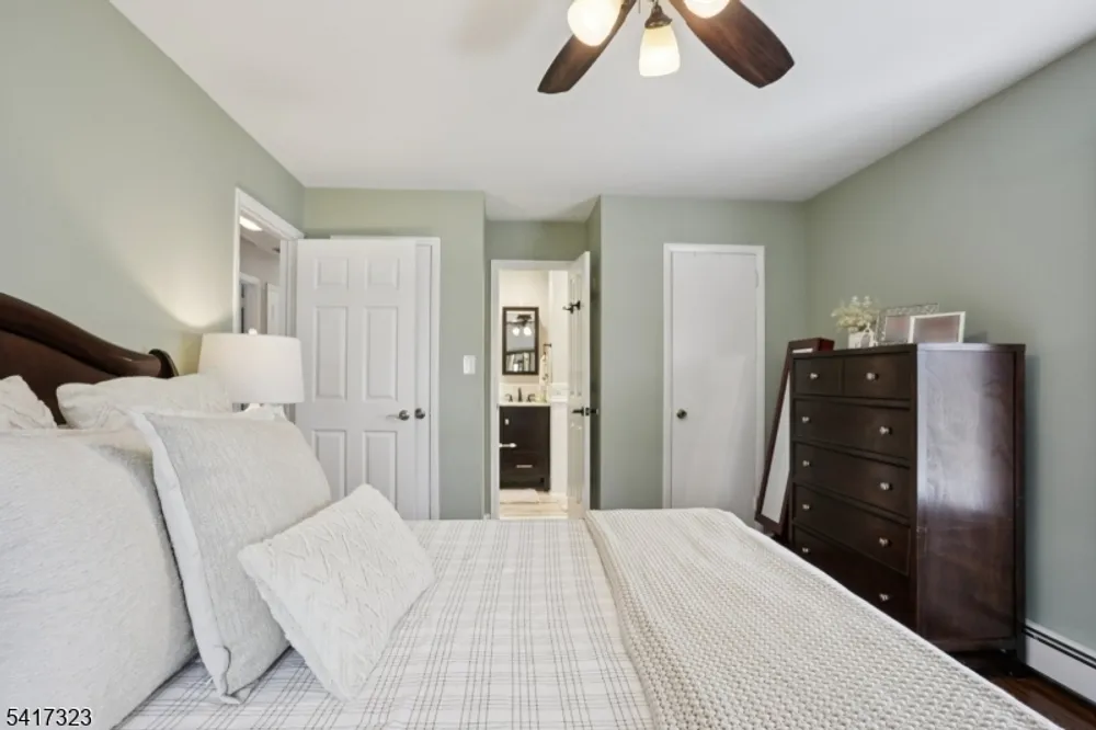 116 Carol Pl, Wayne, NJ 07470