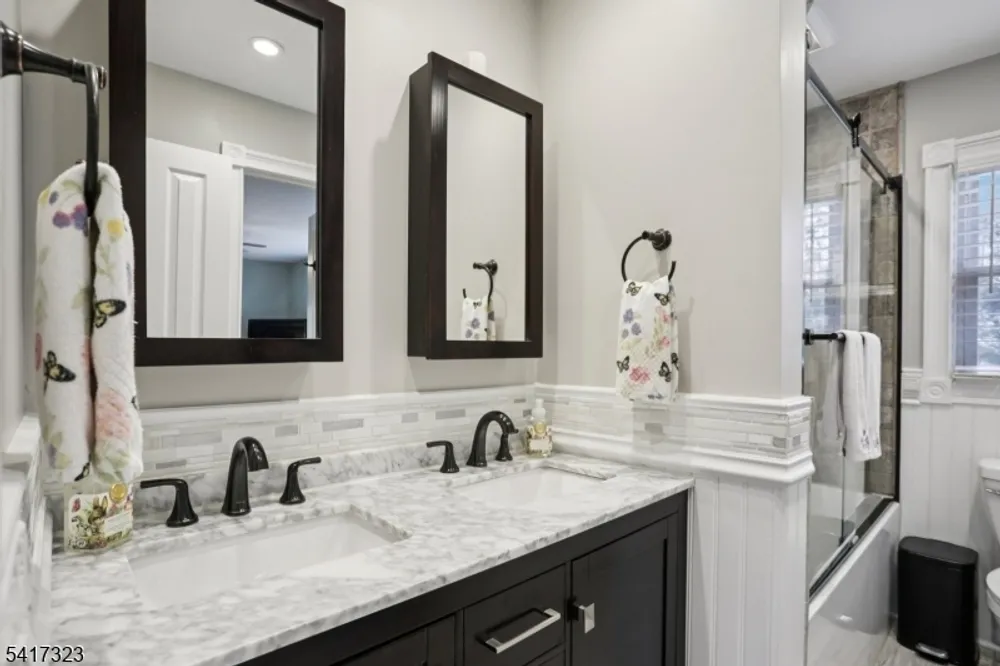 116 Carol Pl, Wayne, NJ 07470