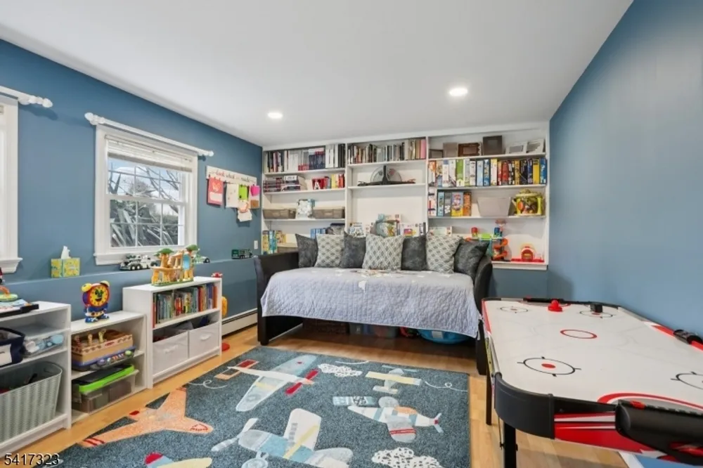 116 Carol Pl, Wayne, NJ 07470
