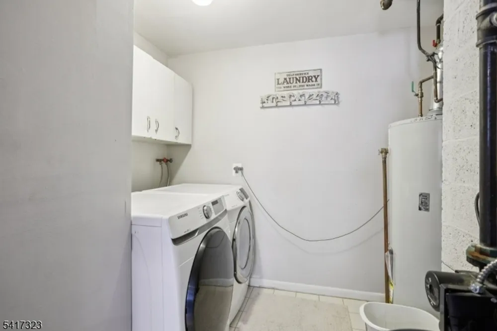 116 Carol Pl, Wayne, NJ 07470