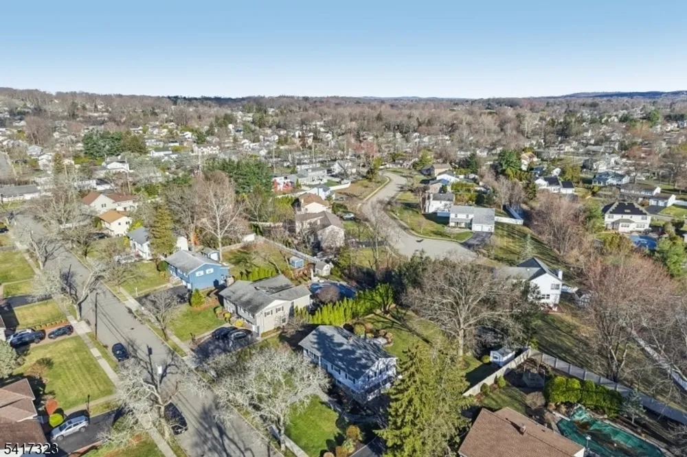 116 Carol Pl, Wayne, NJ 07470