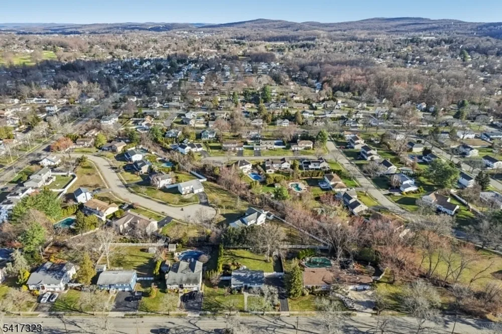 116 Carol Pl, Wayne, NJ 07470