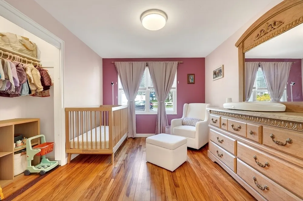 9 Valley Rd, Norwood, MA 02062