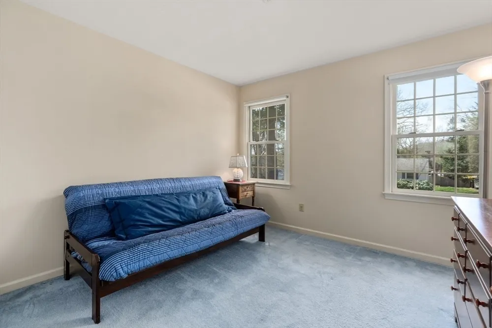 26 Buena Vista Rd, Wellesley, MA 02482