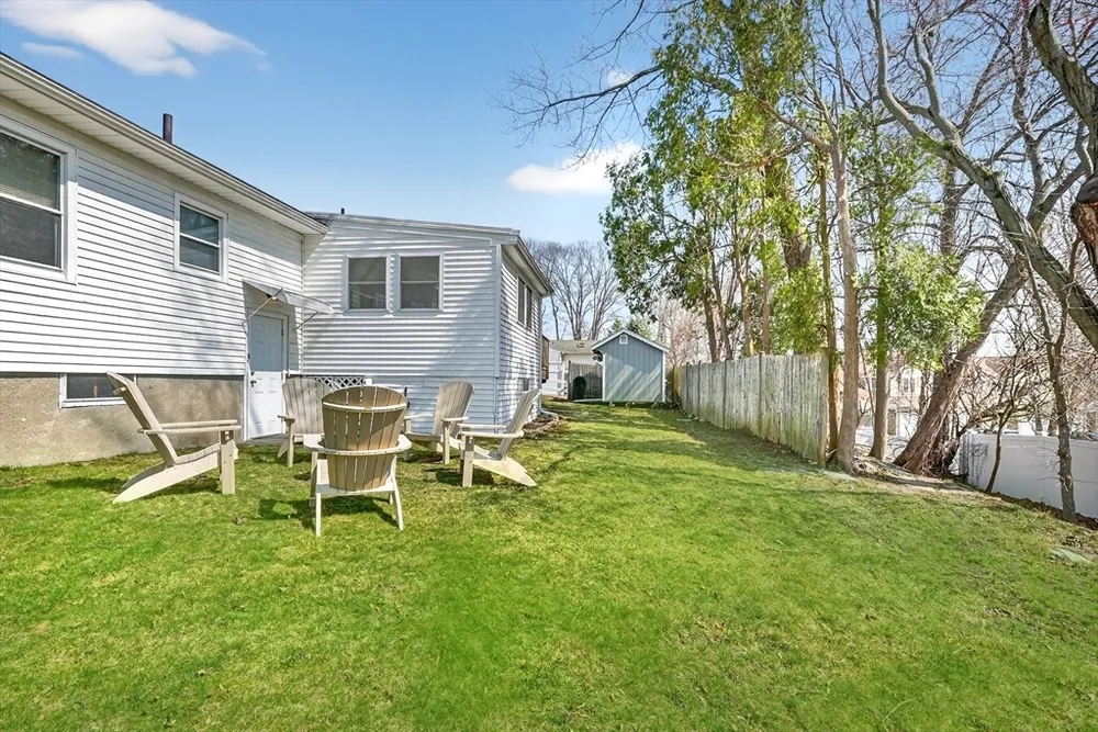 9 Valley Rd, Norwood, MA 02062