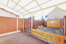 Cabin Leas, Loughborough
