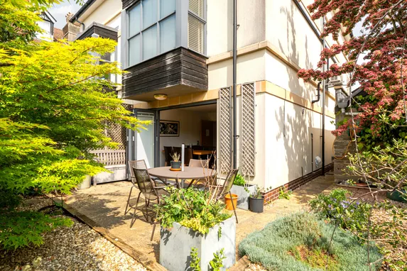 Holmes Grove, Bristol, BS9