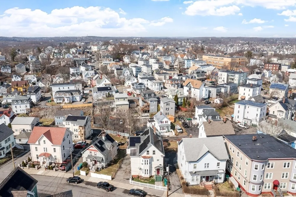 51 High Rock St, Lynn, MA 01902